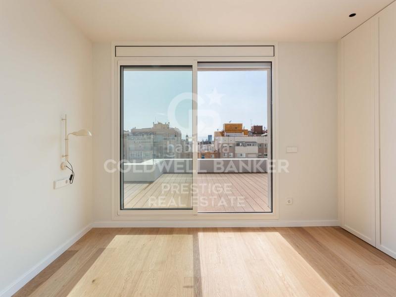 Foto 83c8d6a7-0e99-4d22-aca1-69ba68b7e6d4. Dachwohnung mit parking in Fort Pienc Barcelona