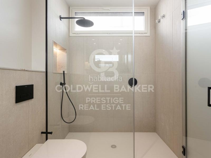 Foto 8db24b4a-365e-4409-8b9d-329aaf1f4adf. Dachwohnung mit parking in Fort Pienc Barcelona