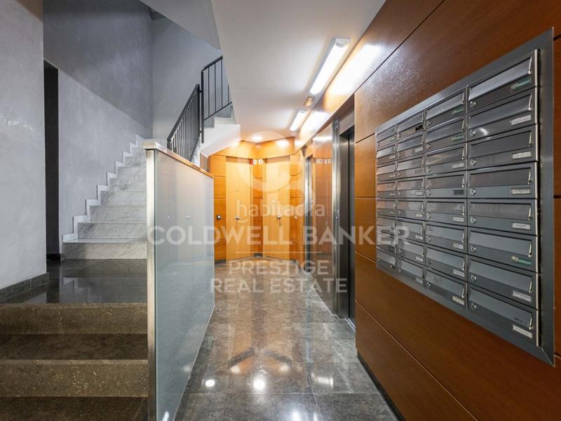 Foto d038bf4c-c068-488b-9099-5b0e419440a4. Dachwohnung mit parking in Fort Pienc Barcelona