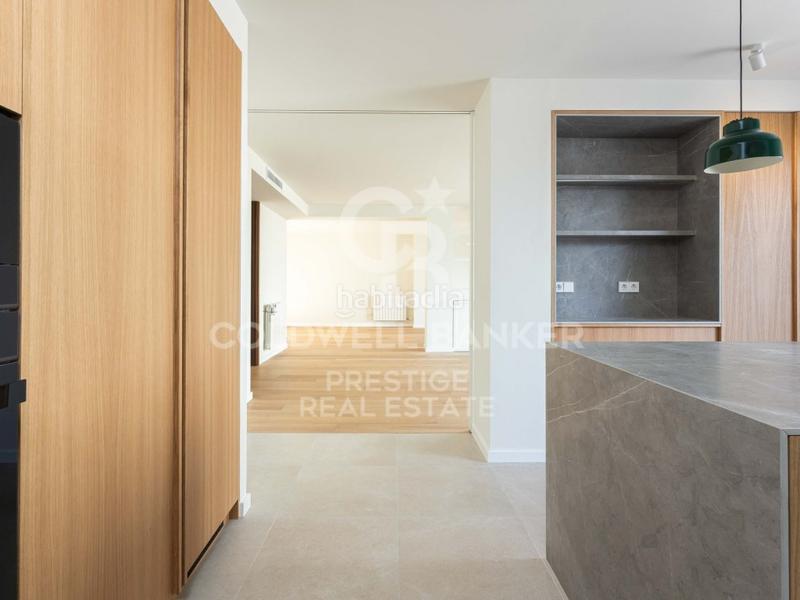 Foto d0ce0dc9-9769-4a2b-b560-b55aeedef265. Dachwohnung mit parking in Fort Pienc Barcelona