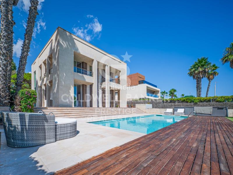Foto d616b2a2-689b-4c03-9b75-2bc7f6c5fcef. Lloguer casa amb calefacció aparcament piscina a Gavà