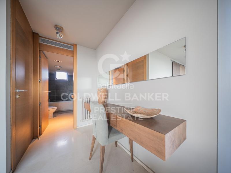 Foto d74b9e3a-0a7b-43c8-841c-b8dd9a87afec. Lloguer casa amb calefacció aparcament piscina a Gavà