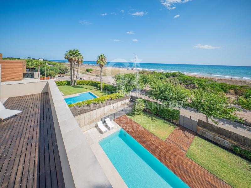 Foto db45348f-703b-48af-969f-770690dcb918. Lloguer casa amb calefacció aparcament piscina a Gavà