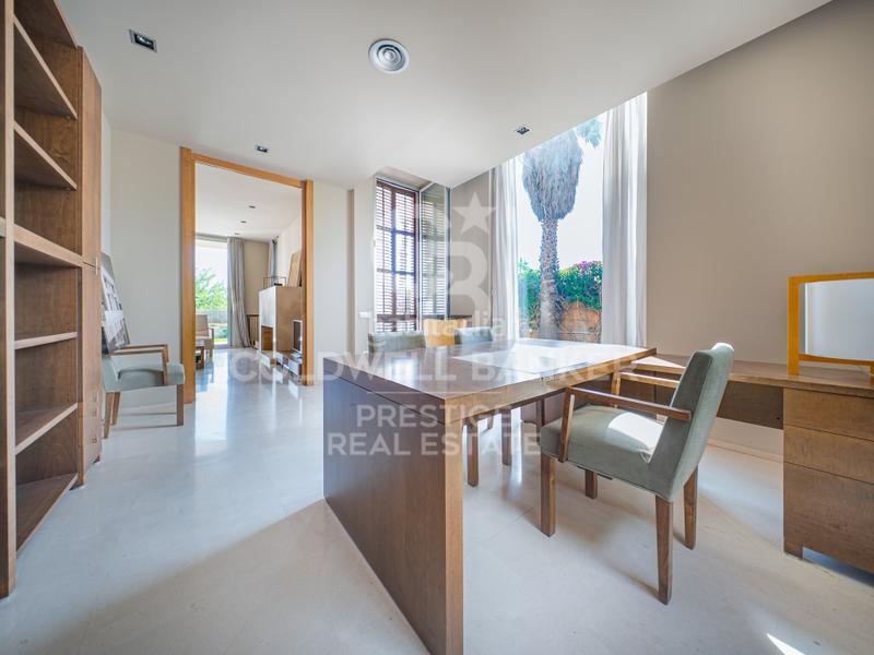 Foto fc72e367-8d17-481a-9f70-f5bc71647736. Lloguer casa amb calefacció aparcament piscina a Gavà