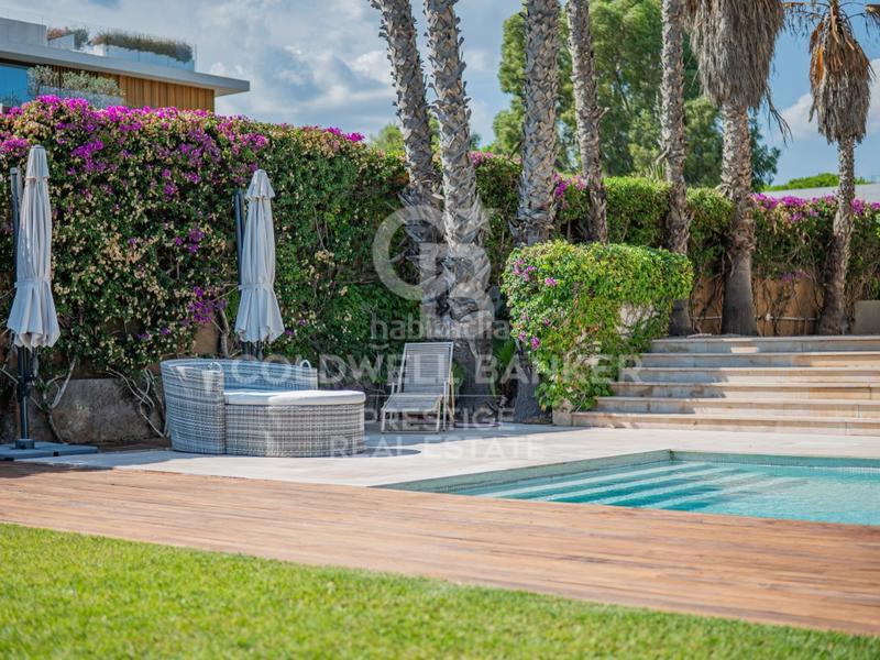 Foto 0abbb630-eb71-4f42-bc74-9577cd88f18c. Miete haus mit heizung parking pool in Gava Mar Gavà