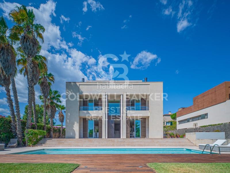 Foto 4a9640a5-37cc-448b-977c-f51d25df52f9. Miete haus mit heizung parking pool in Gava Mar Gavà