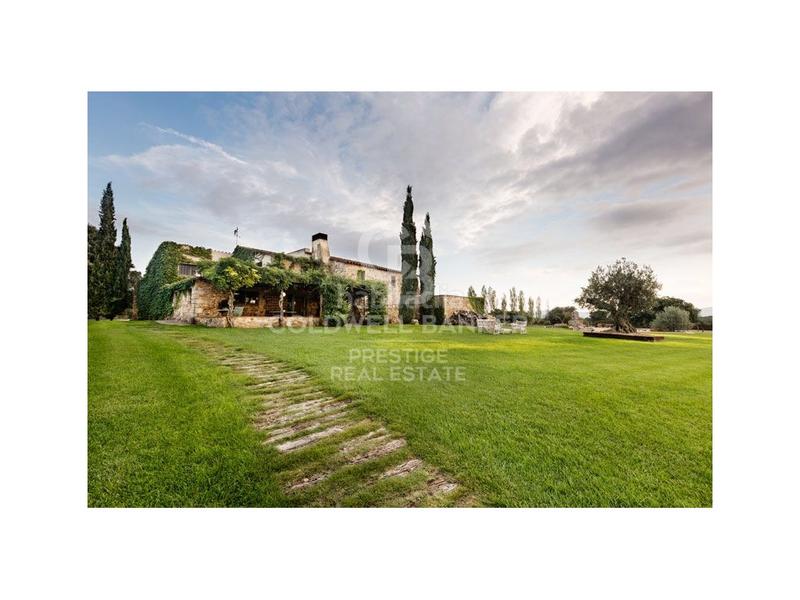 Foto 038dd1f1-e0ea-4965-b867-e2ea3bf1068f. Casa preciosa masia centenaria en cassá de la selva en Cassà de la Selva