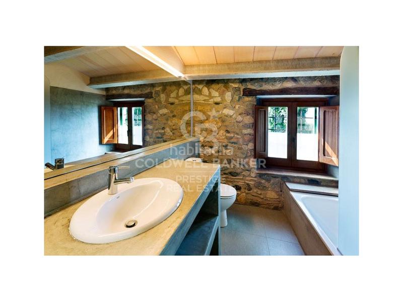 Foto 11caf21d-3852-4a45-8be1-15f2dba90f50. Casa preciosa masia centenaria en cassá de la selva en Cassà de la Selva