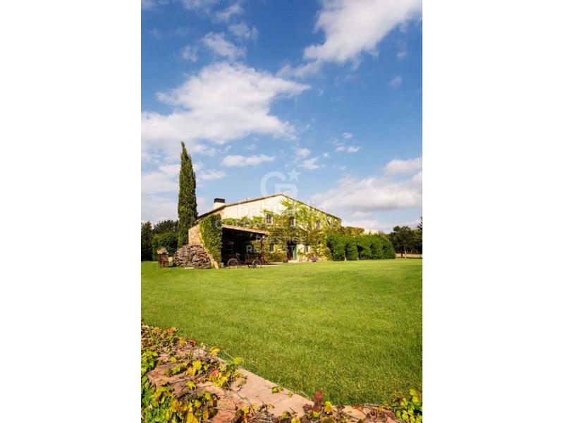 Foto 30f485ef-bb32-4f8a-8835-48bc8b04738f. Casa preciosa masia centenaria en cassá de la selva en Cassà de la Selva