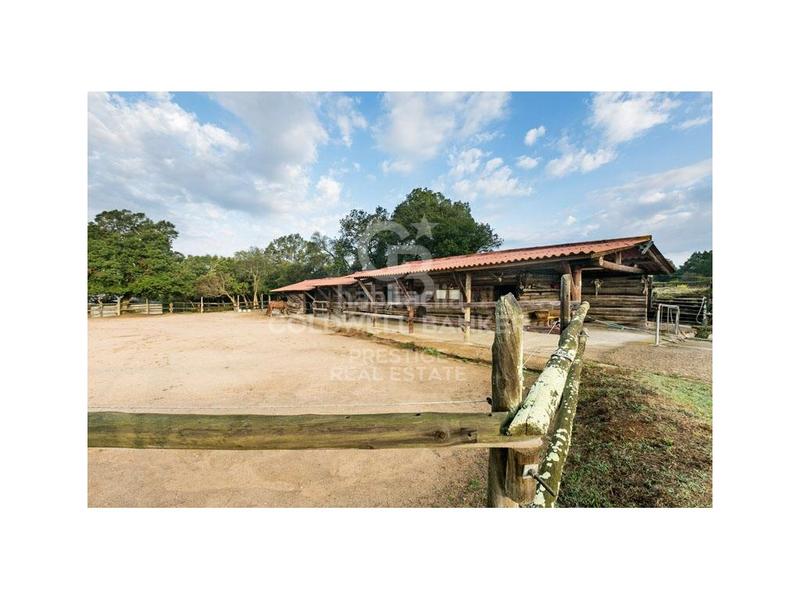 Foto 33ccaafd-10d0-4c6b-9f7f-3b58ea9ff565. Casa preciosa masia centenaria en cassá de la selva en Cassà de la Selva