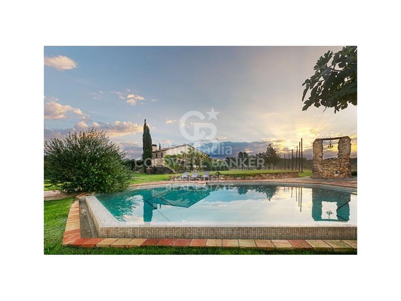 Foto 5768f955-4a37-4d94-b84d-e433fd2df427. Casa preciosa masia centenaria en cassá de la selva en Cassà de la Selva