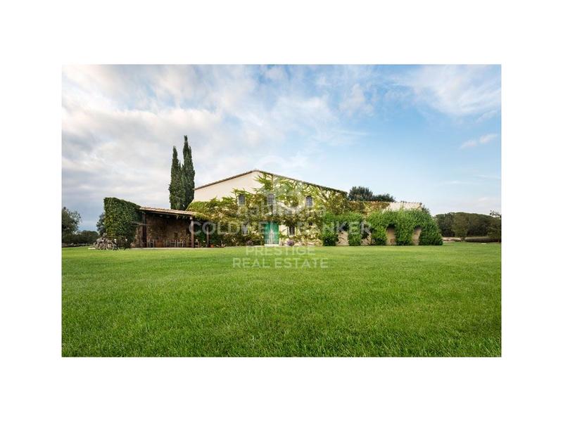 Foto 5e3f528e-caa5-42af-8ed1-243da6a0d89c. Casa preciosa masia centenaria en cassá de la selva en Cassà de la Selva