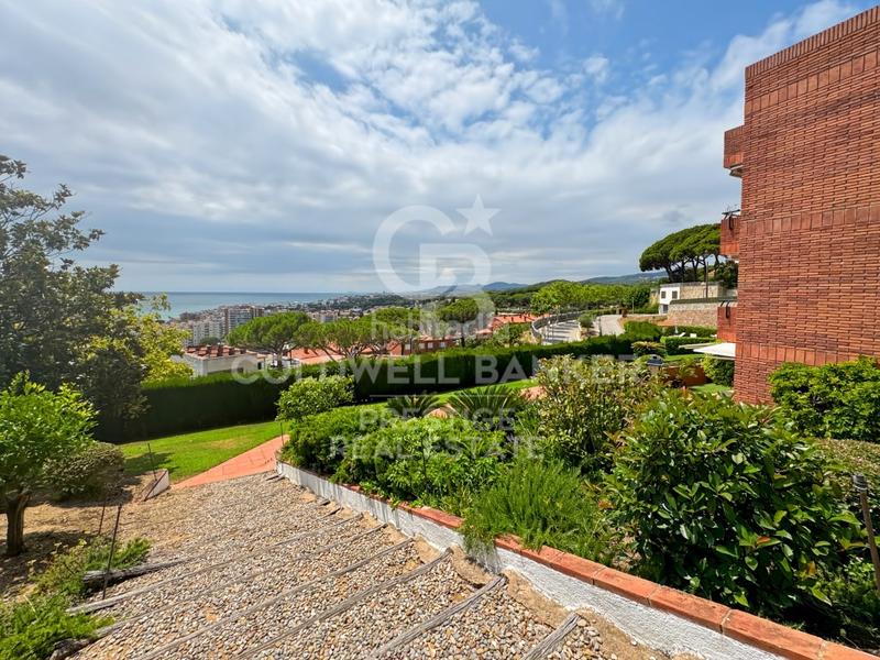 Foto 115a7c6b-1f7c-46a4-82a1-4d5073f6c5e5. Piso  exclusivo en caldes destrac con vistas al mar y piscina en Caldes d´Estrac