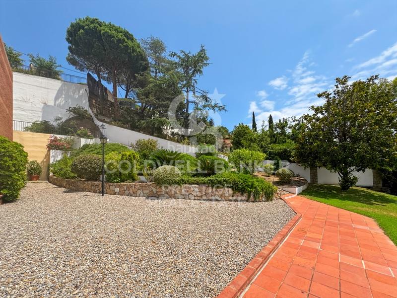 Foto e2072a7f-d06d-4270-a629-68b062c6f368. Piso  exclusivo en caldes destrac con vistas al mar y piscina en Caldes d´Estrac