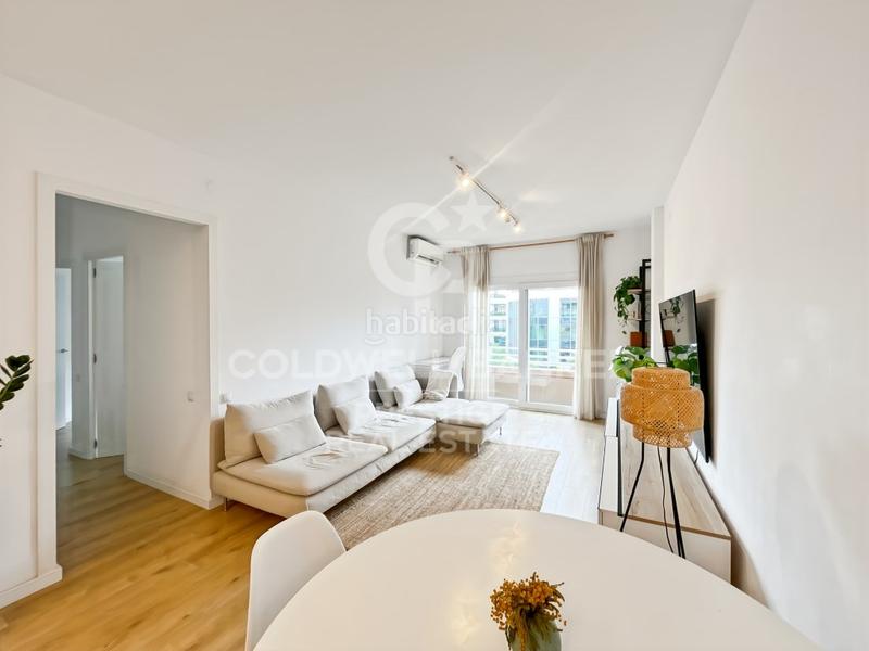 Foto 8db1dbb5-7871-4b4d-b1b3-7014d3eb6cee. Piso  reformado en venta en calle mallorca, eixample izquierdo en Barcelona