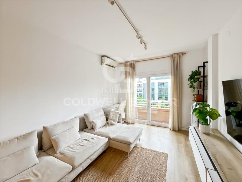 Foto a412be9c-13f7-4ff0-8f8e-cd5b9982a0a3. Piso  reformado en venta en calle mallorca, eixample izquierdo en Barcelona