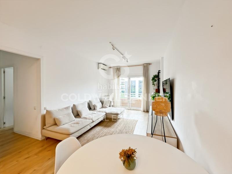 Foto a9864d15-f58d-48f0-866d-3b7f907deb38. Piso  reformado en venta en calle mallorca, eixample izquierdo en Barcelona