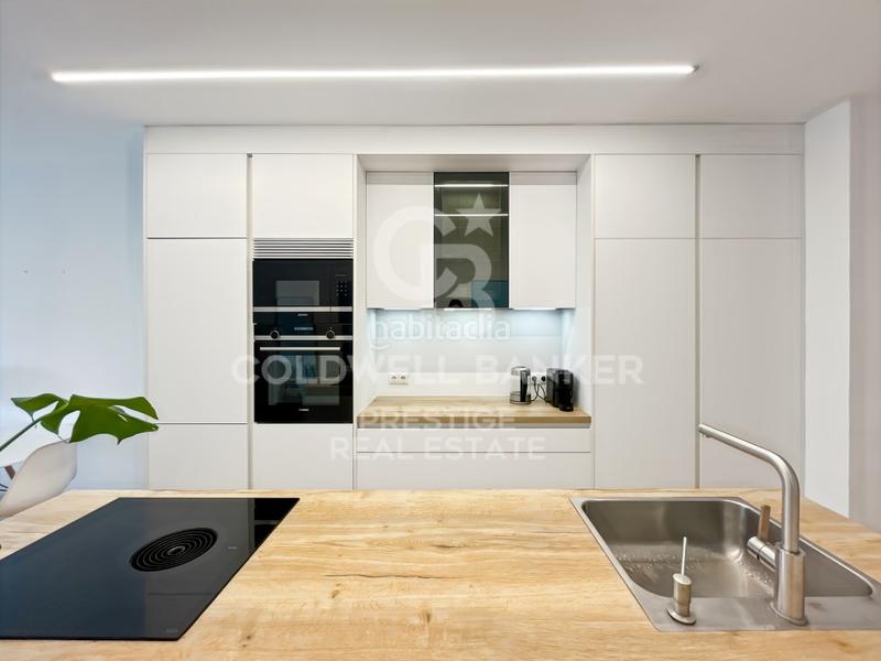 Foto ae453cee-9193-4cb6-9087-a0db1116c0fd. Piso  reformado en venta en calle mallorca, eixample izquierdo en Barcelona