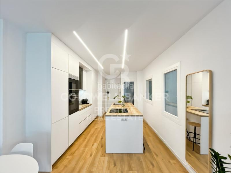 Foto f5db793d-34ed-4033-8d32-03b4ae612c4e. Piso  reformado en venta en calle mallorca, eixample izquierdo en Barcelona