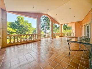 Haus  N/a. Exclusiva villa con vistas panorámicas al mar en canyamel