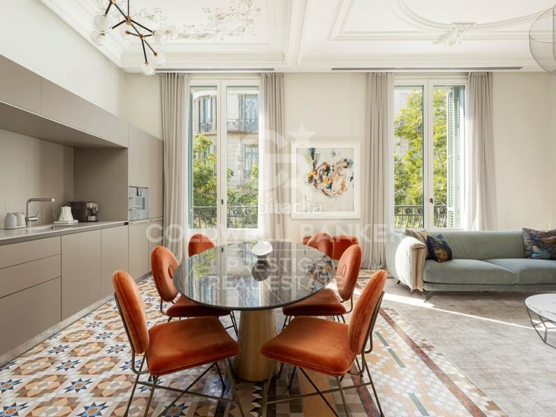 Foto 3ba22c9e-d11b-4087-9207-361b81a40975. Location appartement avec piscine dans Dreta de l´Eixample Barcelona