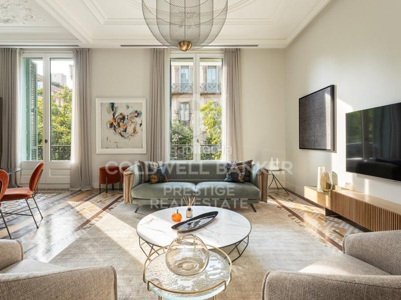 Foto 2755e04c-b7c4-4c54-bb97-122be0996951. Rent apartment with pool in Dreta de l´Eixample Barcelona