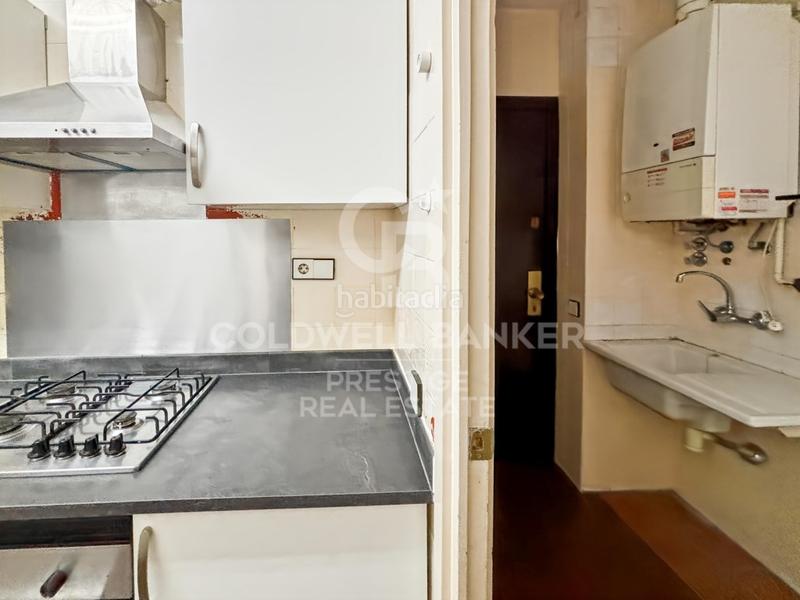 Foto aad12033-b563-44a1-8055-3630c3f20fb6. Piso  en sant gervasi con parking y piscina comunitaria en Barcelona