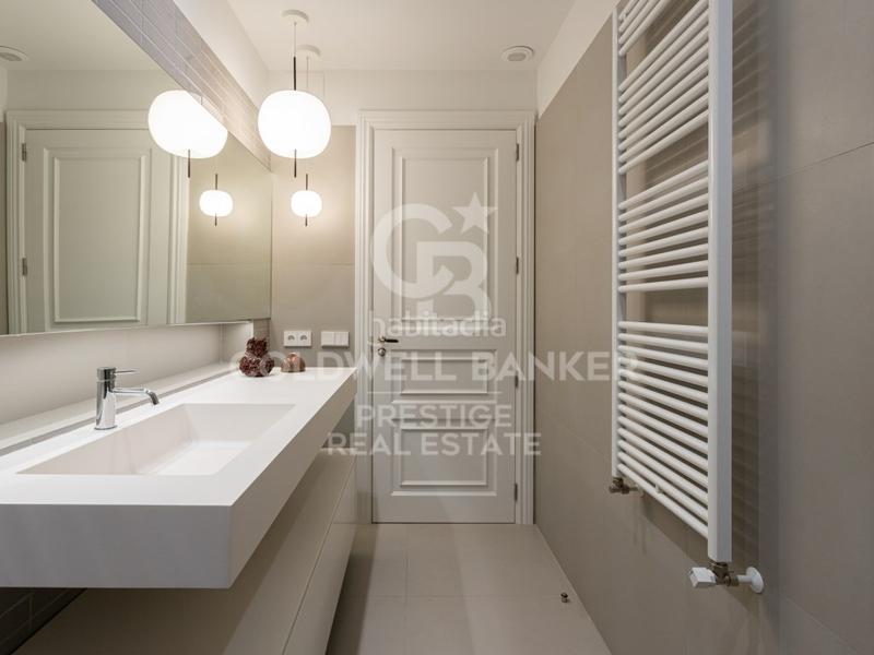 Foto ccb833eb-ea8f-4ef1-b3a9-a23b0f3ed35b. Affitto piccolo appartamento con piscina in Dreta de l´Eixample Barcelona