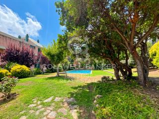 Location Appartement à Finestrelles. Piso en alquiler en finestrelles con 2 plazas de parking y pisci