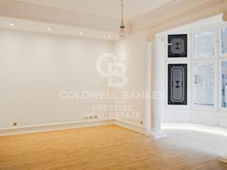 Location Appartement  N/a. Precioso piso en av. diagonal con enrique granados