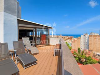 Dachwohnung  N/a. Ático con vistas al mar en la zona alta de barcelona