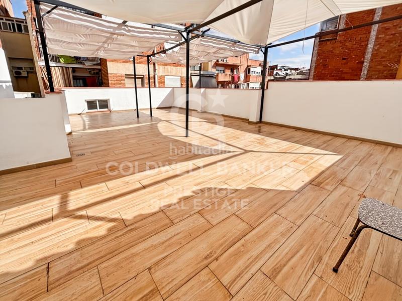 Foto 3156c9e5-1139-4db7-9820-e45baf3b30bc. Edifici a Bon Pastor Barcelona