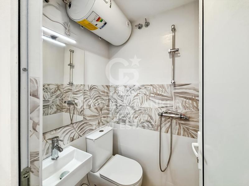 Foto 7b8e1a55-3479-46ef-9e00-1bab8df443e7. Edifici a Bon Pastor Barcelona