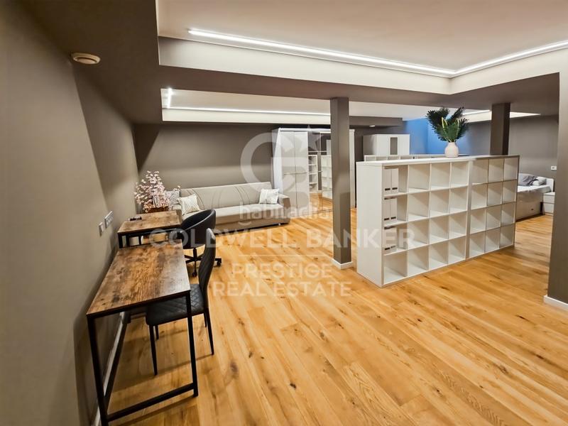 Foto 3d16c391-6476-428f-9600-ff0accebf400. Maison avec parking dans Finestrelles Esplugues de Llobregat