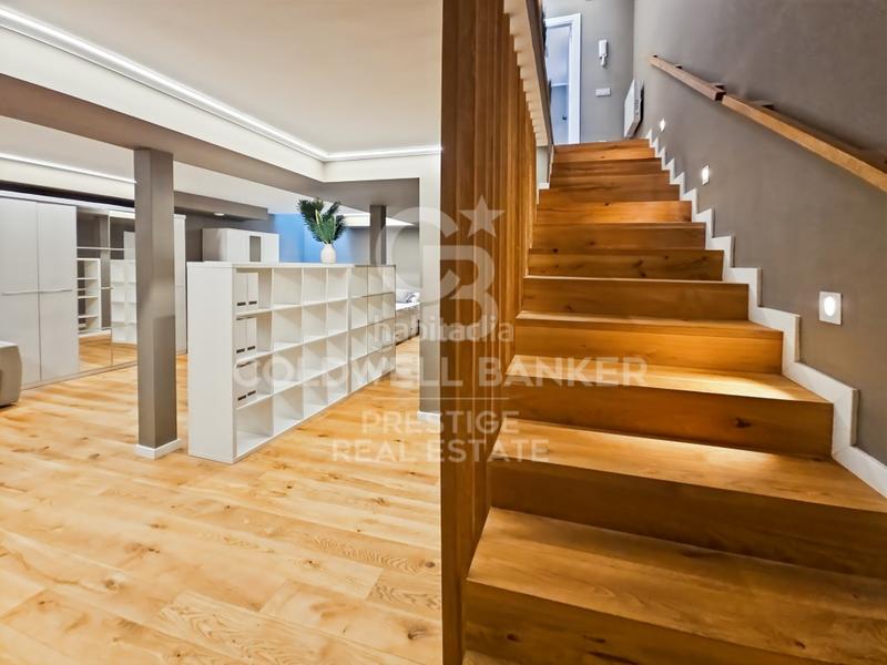Foto bcf14e87-39e6-4c7c-bbe1-35346eead2b3. Maison avec parking dans Finestrelles Esplugues de Llobregat