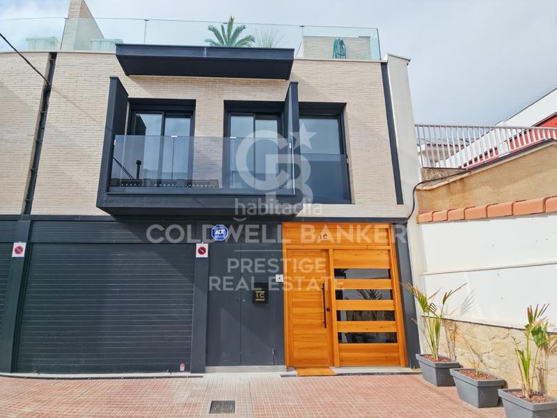 Foto e2a4c393-e4b9-4835-b497-ae49556e5c2e. Maison avec parking dans Finestrelles Esplugues de Llobregat