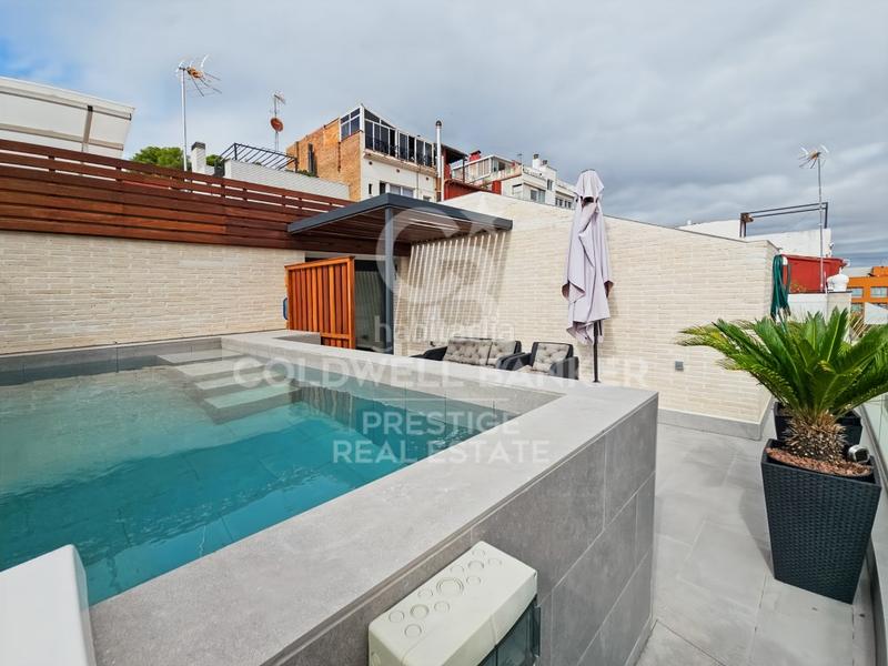 Foto f04c9d42-36cc-4ab5-bd08-3395b511c5d5. Maison avec parking dans Finestrelles Esplugues de Llobregat