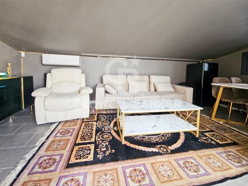 Foto bb88f41c-09fd-4dc6-9dbe-9ee801d54487. Casa con parcheggio in Finestrelles Esplugues de Llobregat