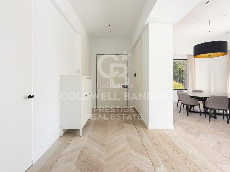 Foto 0f680864-9d09-45fc-b3e9-e3e4949f5375. Casa con parcheggio in Sarrià Barcelona