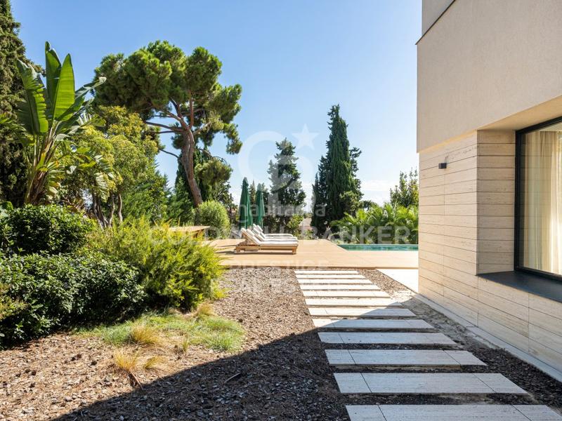 Foto 16e4abbe-de74-4823-b16a-e1c784f4f7f2. Casa con parcheggio in Sarrià Barcelona