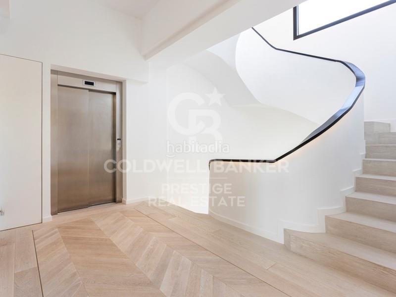 Foto 22b0f9e6-3445-49a2-a598-ca540f461d1c. Casa con parcheggio in Sarrià Barcelona