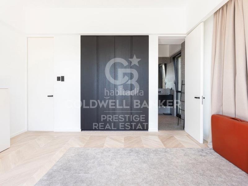 Foto 23d70fa8-a811-4bf5-b230-7ac82b1215fa. Casa con parcheggio in Sarrià Barcelona