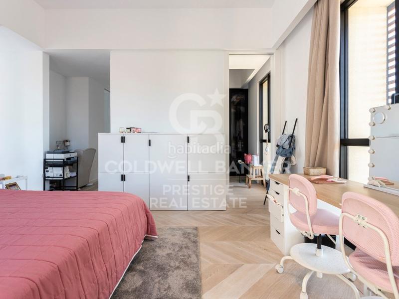 Foto 30f0cfe0-3bc7-4f5f-9776-147efd854854. Casa con parcheggio in Sarrià Barcelona