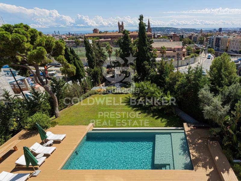 Foto 60a8443c-3a77-407c-a05b-12762e0a4134. Casa con parcheggio in Sarrià Barcelona