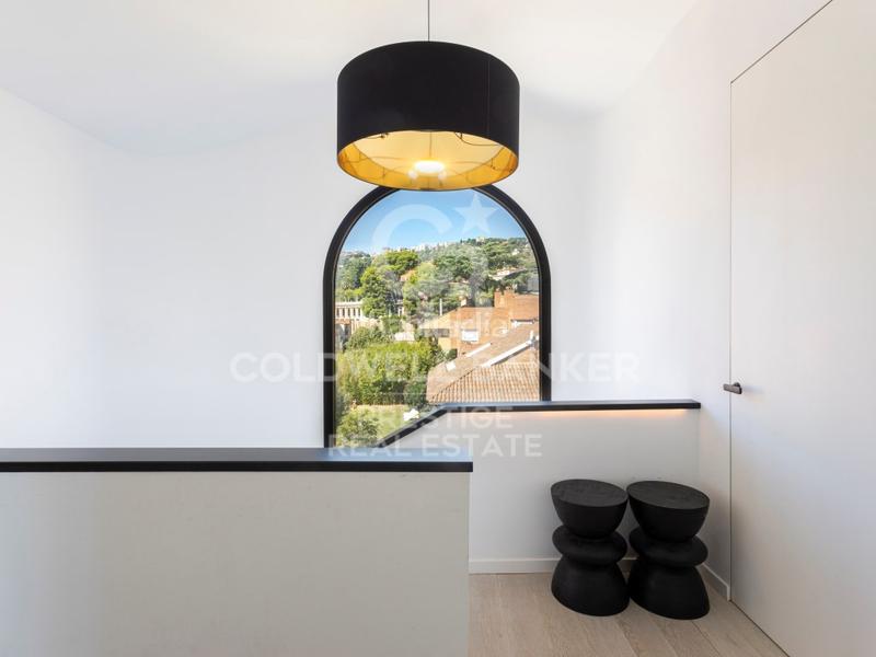 Foto 914bb45c-a284-4693-bea4-41080edfafb9. Casa con parcheggio in Sarrià Barcelona