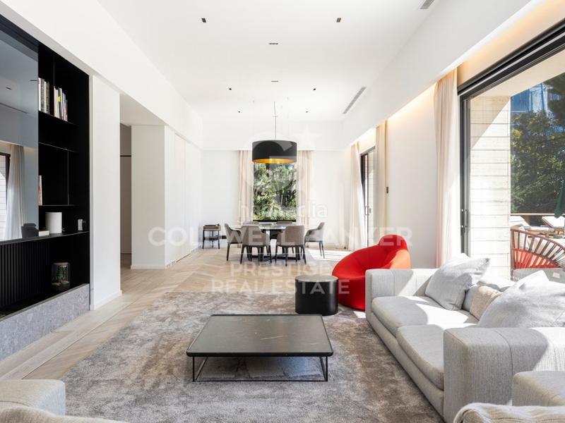 Foto 9d57d9f7-5452-4311-aca0-c5bdea50bde0. Casa con parcheggio in Sarrià Barcelona