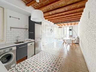 Pis  N/a. Piso reformado en venta  vila de gràcia, barcelona