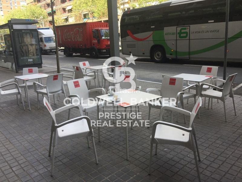 Foto ea5e2bd5-896a-4fbc-92a1-e6c376b6a0ca. Local comercial a Sant Antoni Barcelona