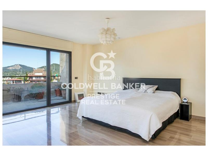 Foto 680d2716-7897-4a39-8a68-c1ed657ef519. Location maison avec parking dans La Miranda Esplugues de Llobregat