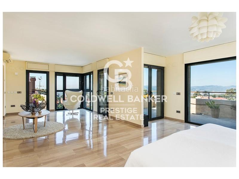 Foto a08b3517-f456-4302-861d-2ca5ff20c9ac. Location maison avec parking dans La Miranda Esplugues de Llobregat